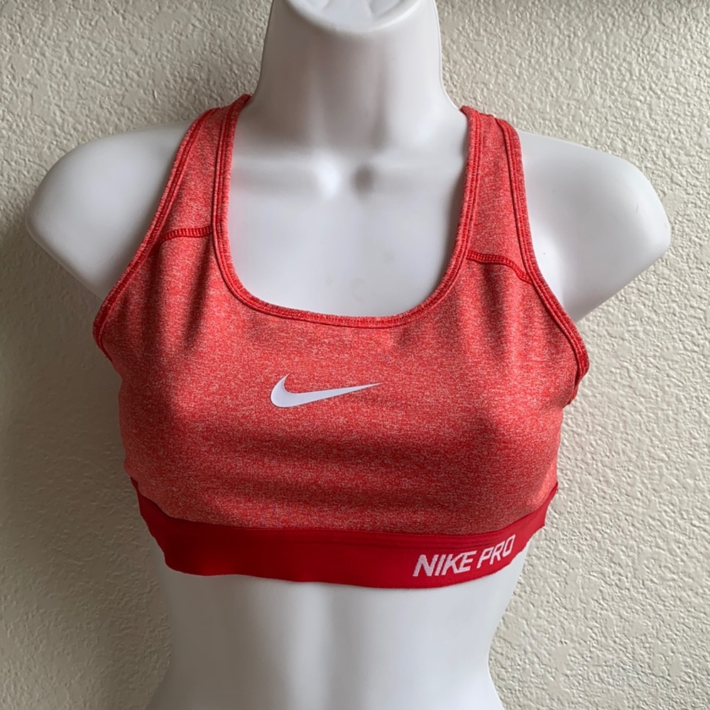 NIKE- red sports bra